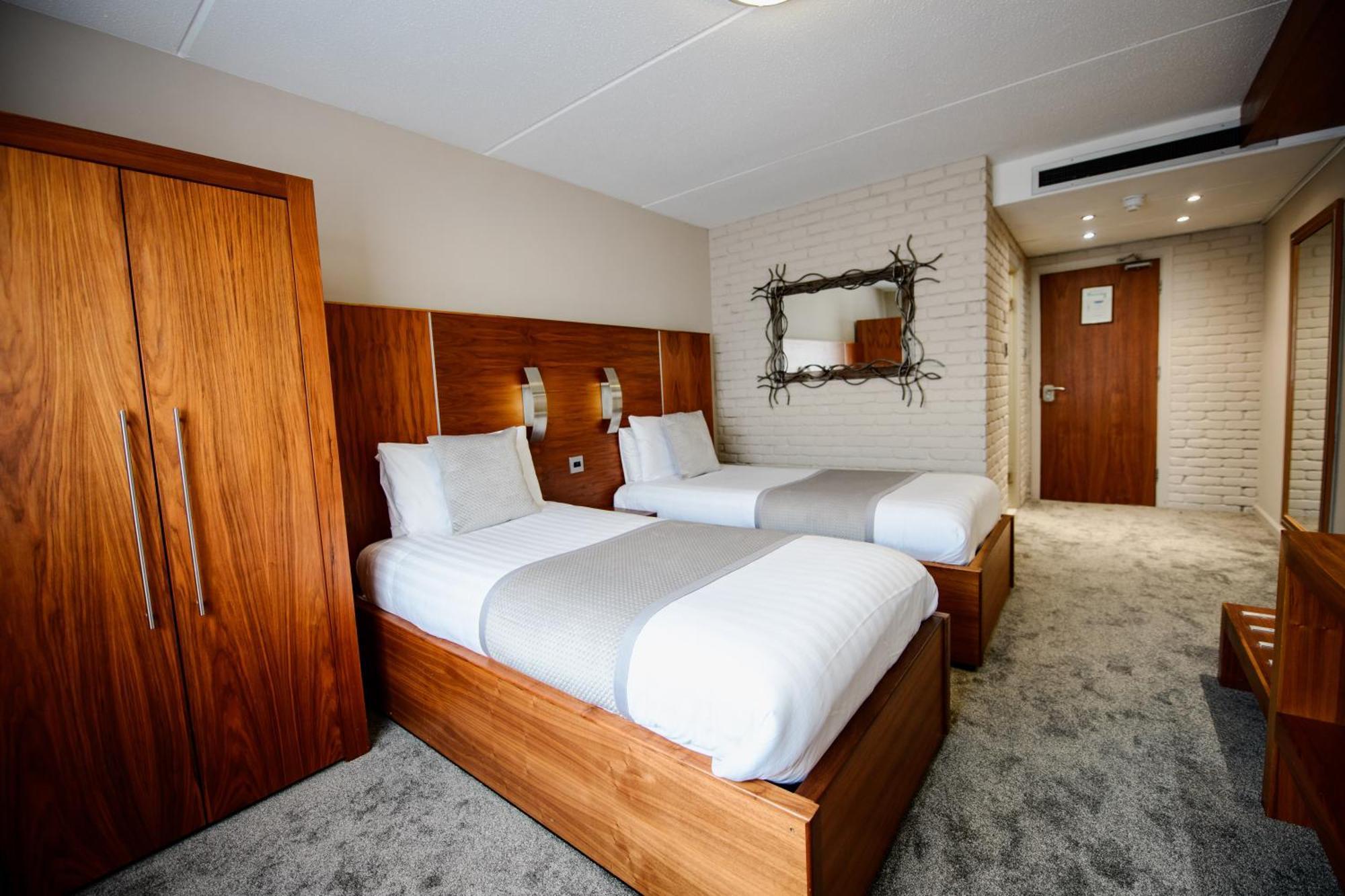 The Crown Hotel Bawtry-Doncaster Esterno foto