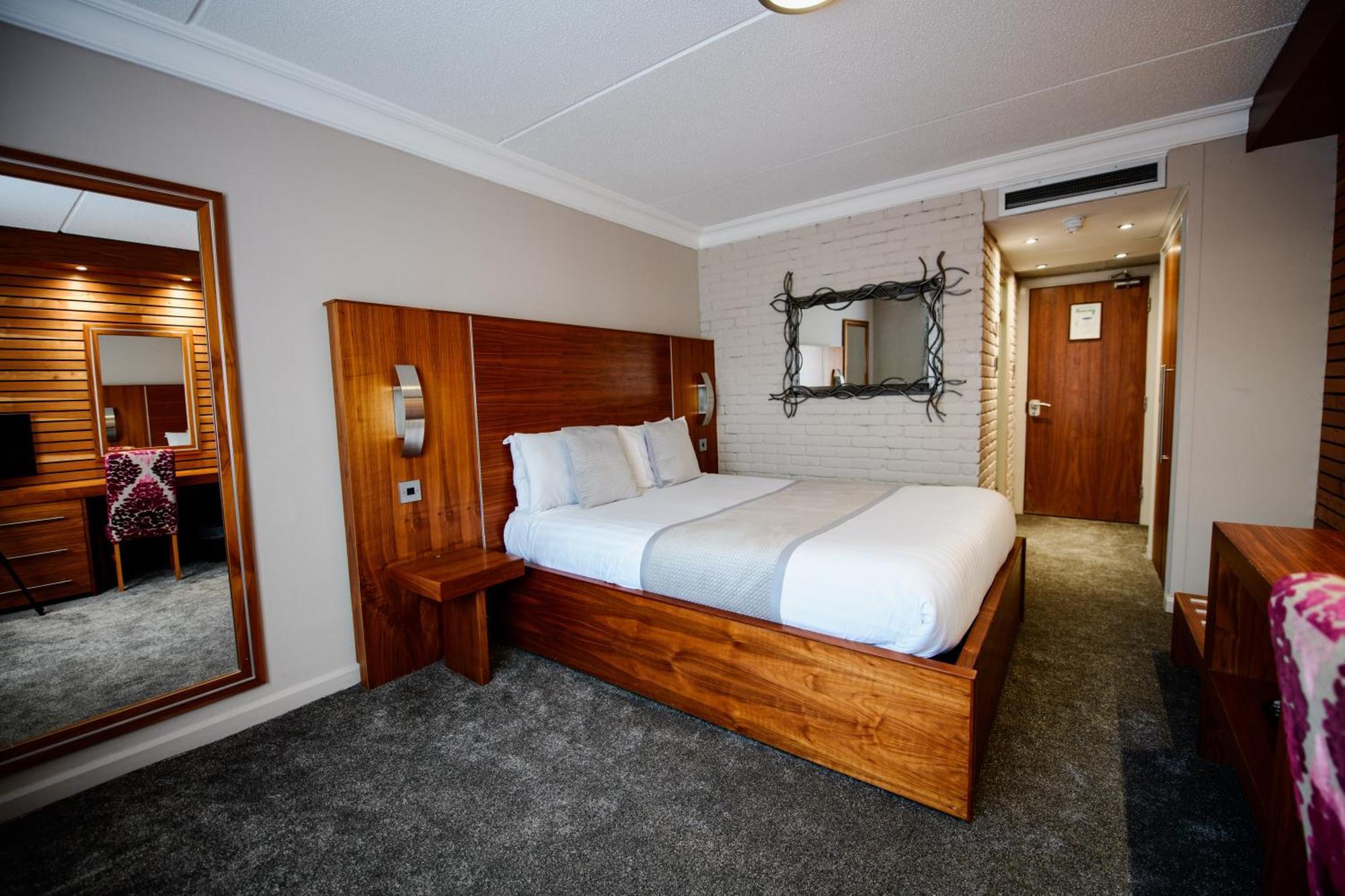 The Crown Hotel Bawtry-Doncaster Esterno foto